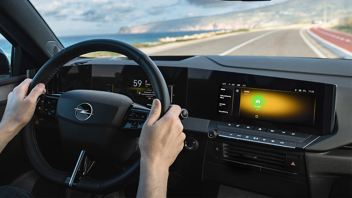 Opel Astra nouvelles technologies Mondial de l'Auto 2022