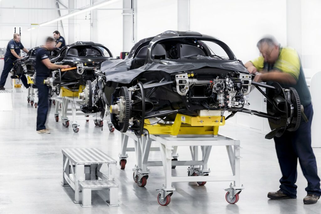 Aston Martin espère produire 10 000 modèles par an d'ici 2025 Mondial de l'Auto 2022