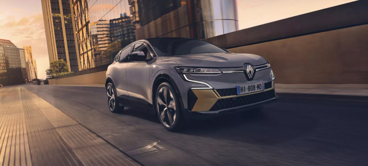 Renault Mégane E-Tech, une des voitures électriques du moment Mondial de l'Auto 2022