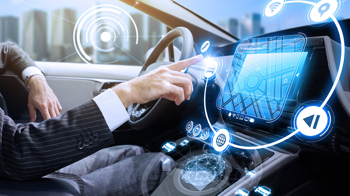 Ecran tactile Technologies embarquées services service application multimédia autonome sécurité confort mondial de l'auto 2022