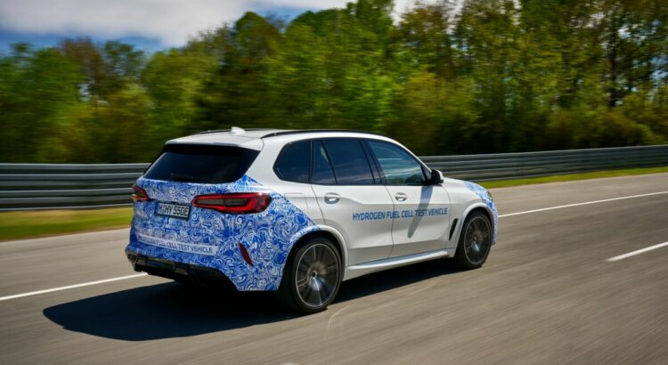 BMWBMW i Hydrogen NEXT Mondial de l'Auto 2022