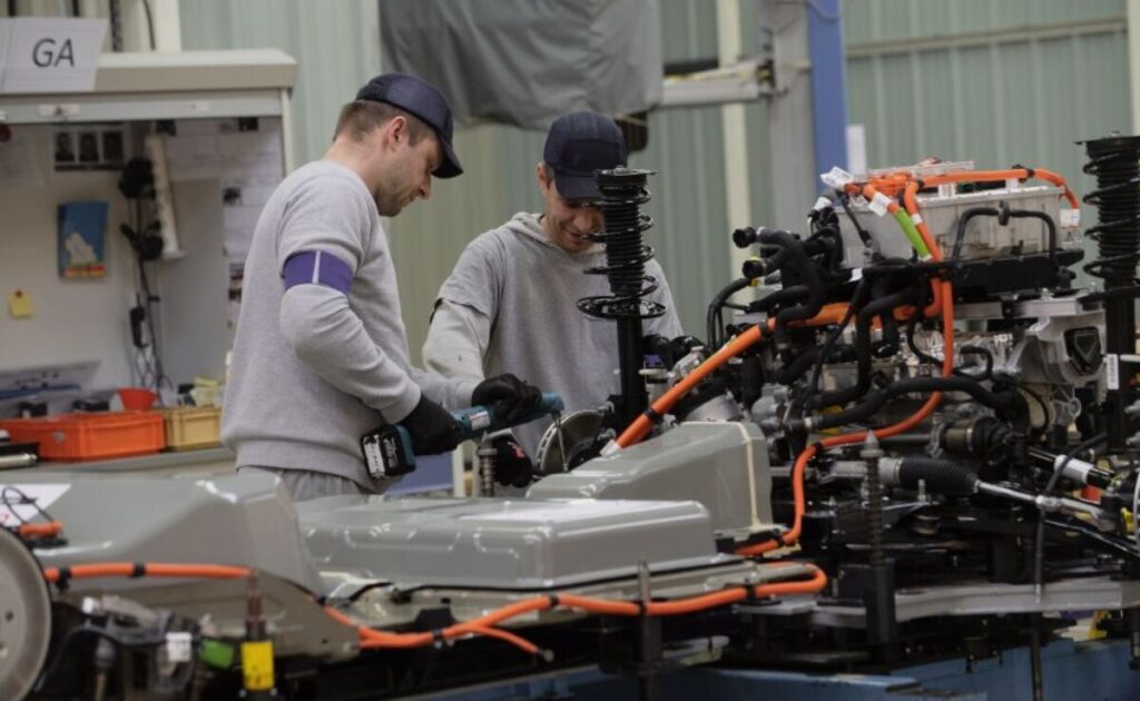 usine Stellantis On estime que 50 millions de moteurs thermiques y ont été produits. Crédit Photo: Stellantis Mondial de l'Auto 2022