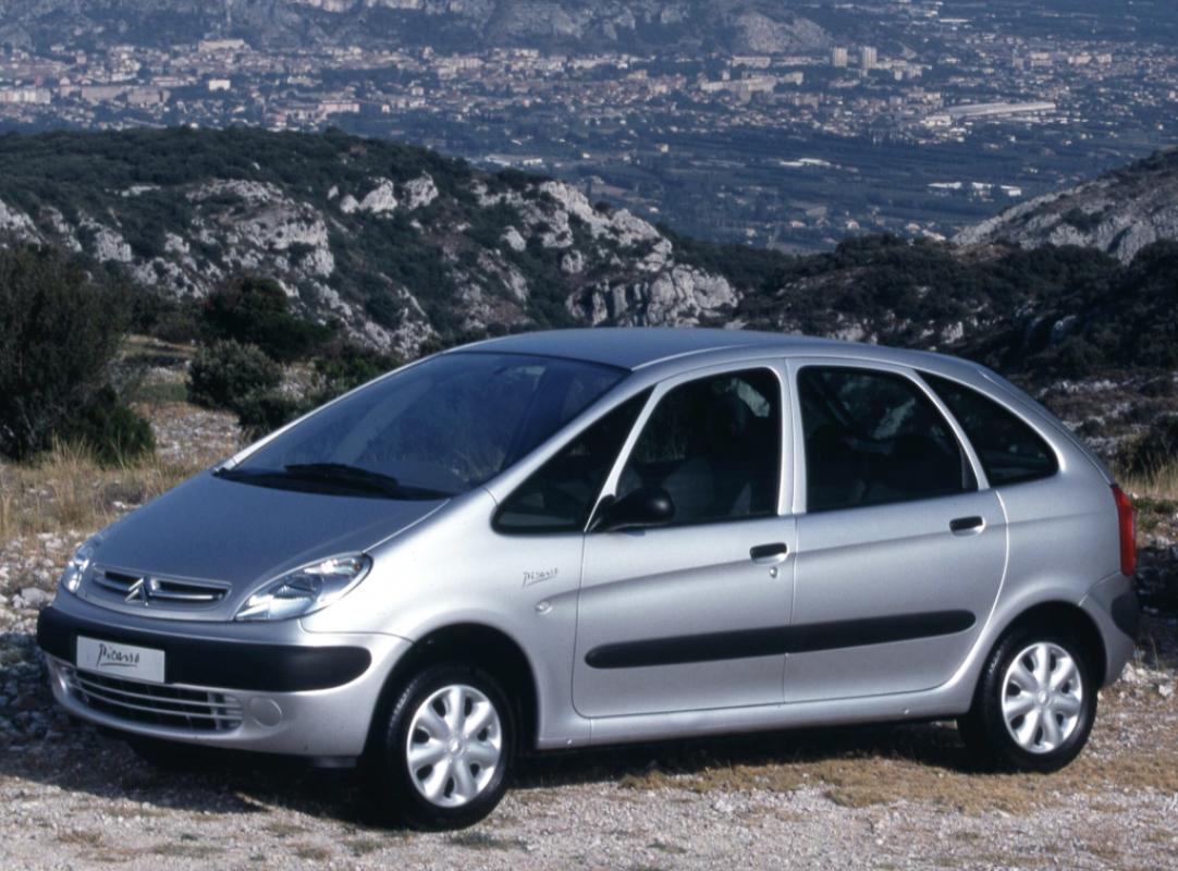 Star de la toute fin des années 90 et du début des années 2000, la Citroën Xsara Picasso a bien évolué depuis 1999.Crédit photo : Citroën Mondial de l'Auto 2022 Voyage en voiture en famille