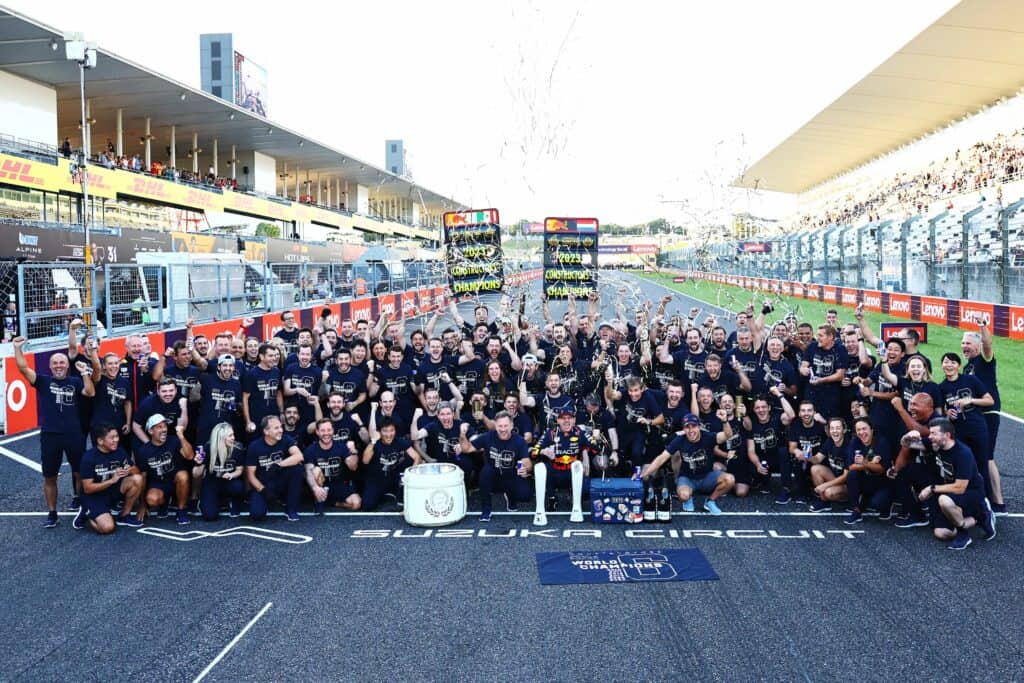 Mondial de l'Auto, news, Max Verstappen et Red Bull champions du monde 2023, Red Bull célèbre le titre constructeur au Japon