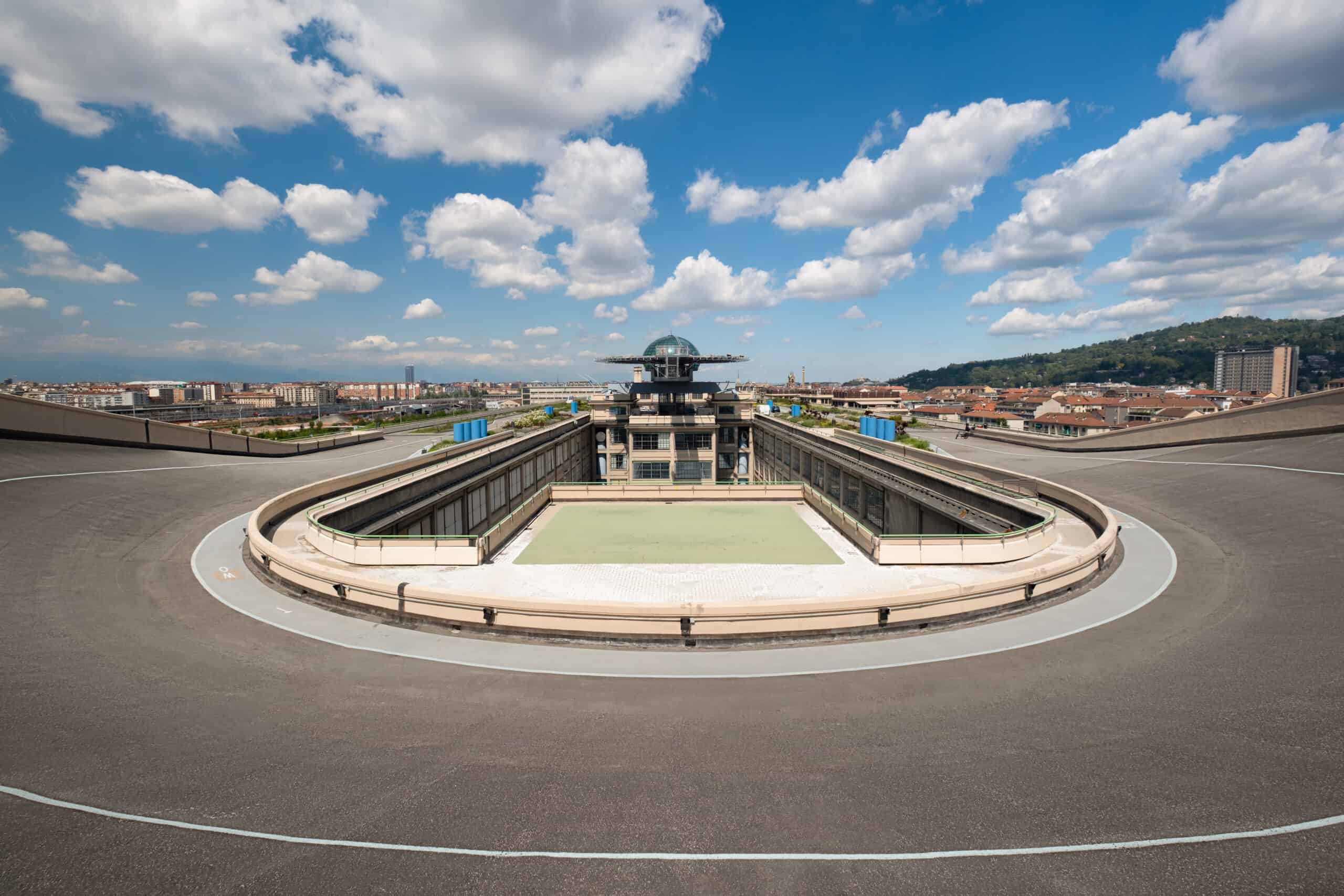 Mondial de l'auto, Le Lingotto et sa piste d'essai sur le toit fête ses 100 ans