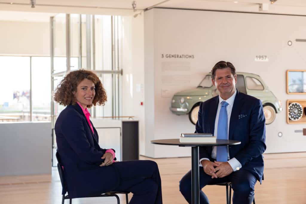 Mondial de l'auto, Le Lingotto fête ses 100 ans, Ginevra Elkann, présidente de la Pinacothèque Agnelli aux côtés d'Olivier François, PDG de FIAT et Stellantis Global CMO