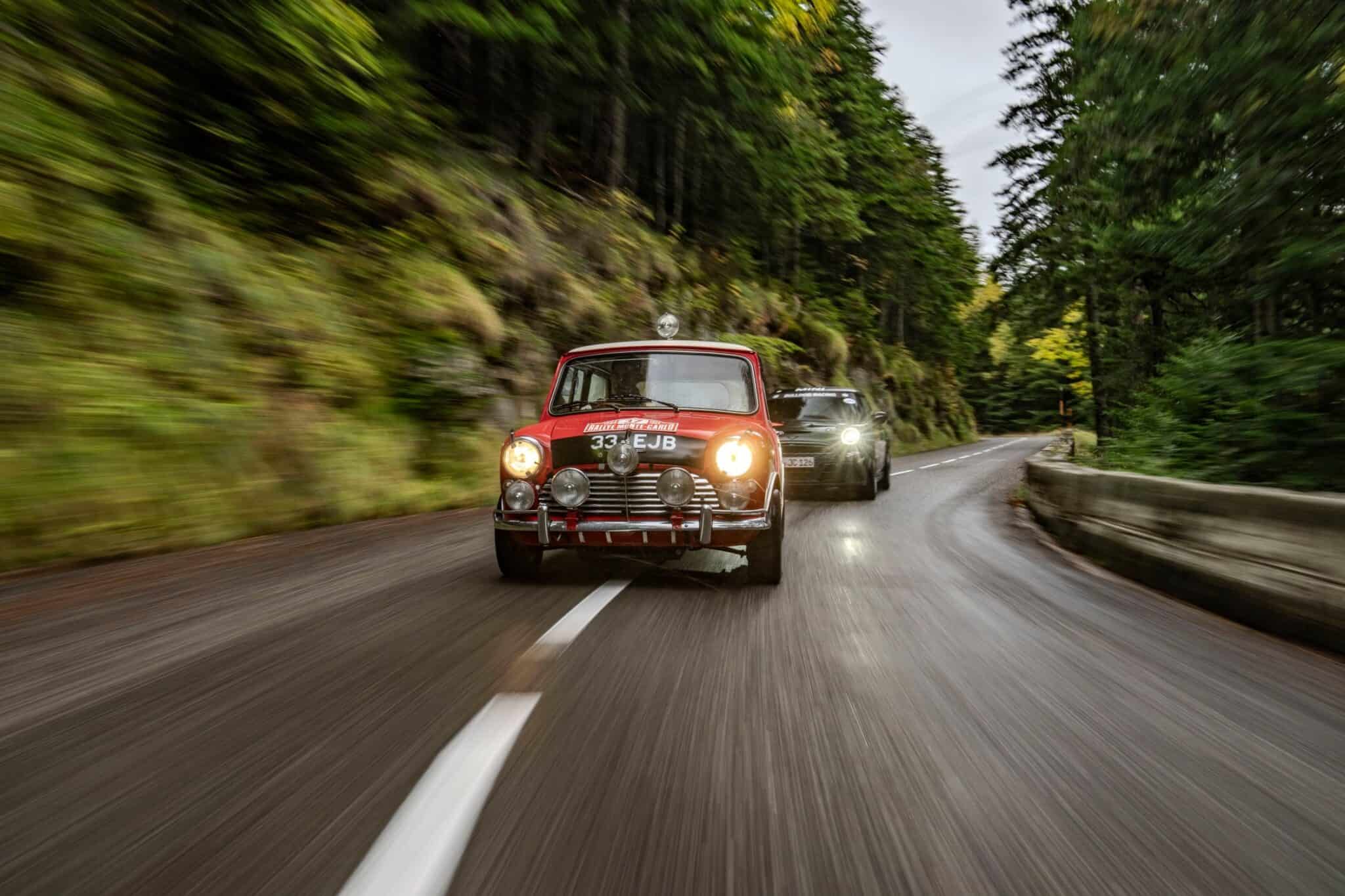 Mondial de l'Auto 2024, 1964, 1965 et 1967 : Mini célèbre ses 3 victoires au Rallye Monte-Carlo avec une série de magnifiques photos