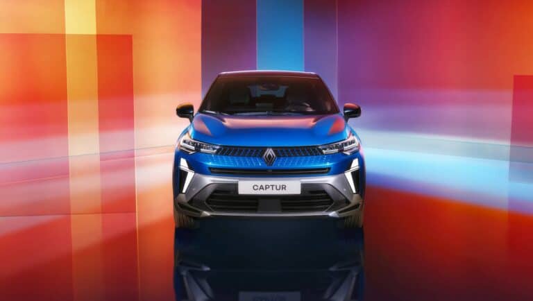 Mondial de l'auto 2024, Nouveau Renault Captur (2024) face avant