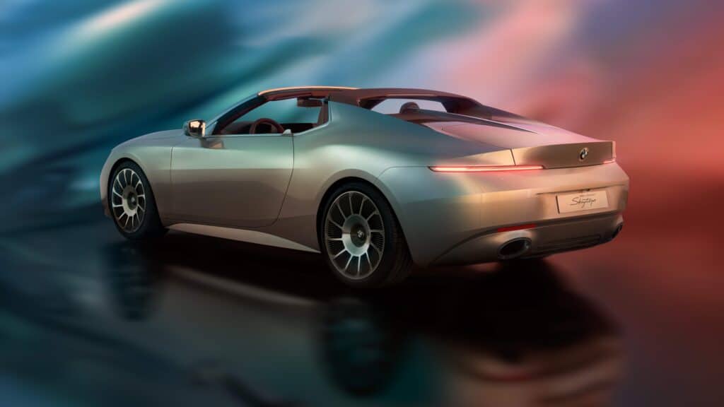 Mondial de l'auto 2024, BMW Concept Skytop, vue arrière gauche