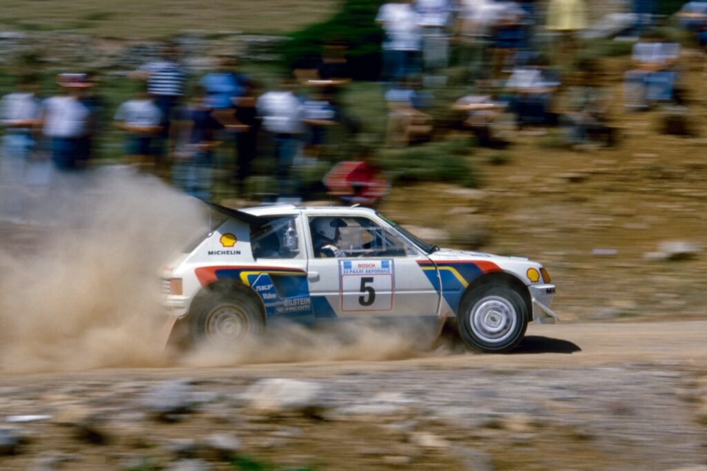 Turbo 16 T16 40 ans ici en 1986 au Rallye Acropole en Grèce avec Juha Kankkunen champion du monde des rallyes cette année Mondial de l'Auto 2024