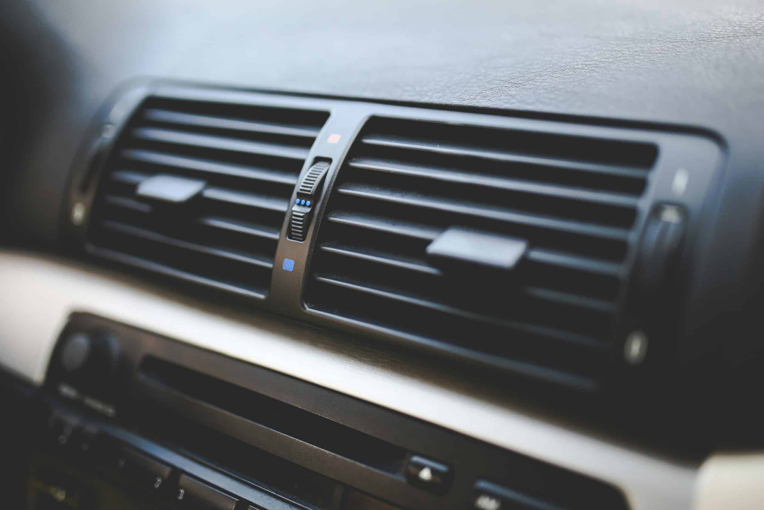 La climatisation de voiture existe depuis les années 1960 tout ce qu'il faut savoir sur la clim auto fonctionnement panne et entretien mondial de l'auto 2024