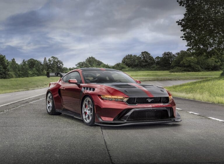 Ford Mustang GTD (2025) vue de trois quart avant mondial de l'auto