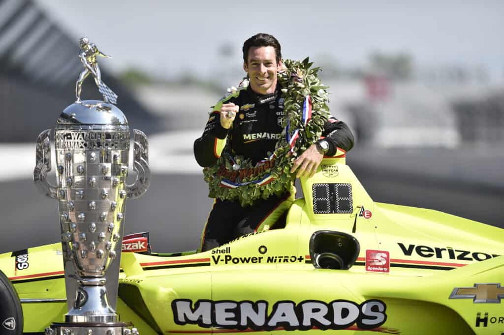 Simon Pagenaud remporte les 500 milles d'Indianapolis Le Mans Monaco triple couronne mondial de l'auto 2024