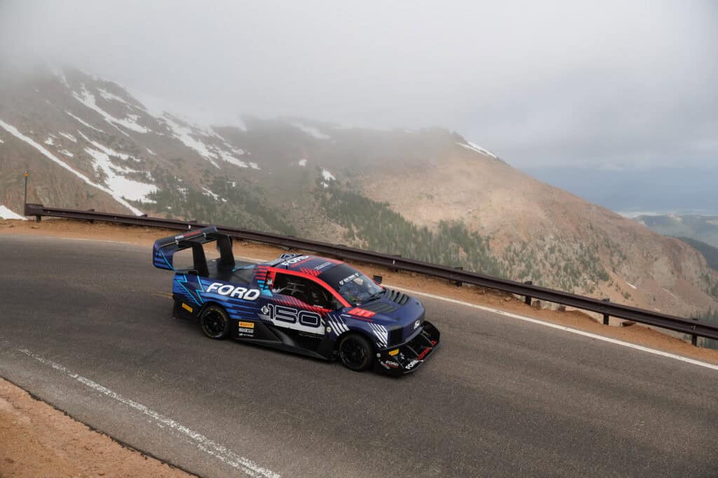 F-150 Lightning SuperTruck, mondial de l'auto 2024, Romain Dumas, victoire