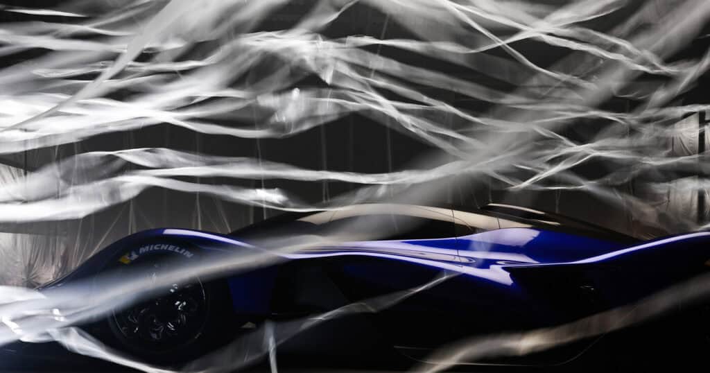 révélation de la Red Bull Advanced Technologies RB17 design par adrian newey mondial de l'auto 2024