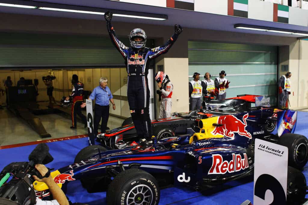 2010 victoire de Sebastian Vettel à Abu dhabi, mondial de l'auto 2024