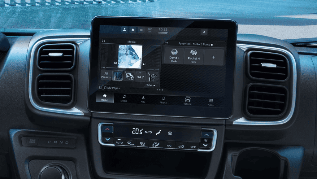 écran tactile, console centrale, mondial de l'auto 2024