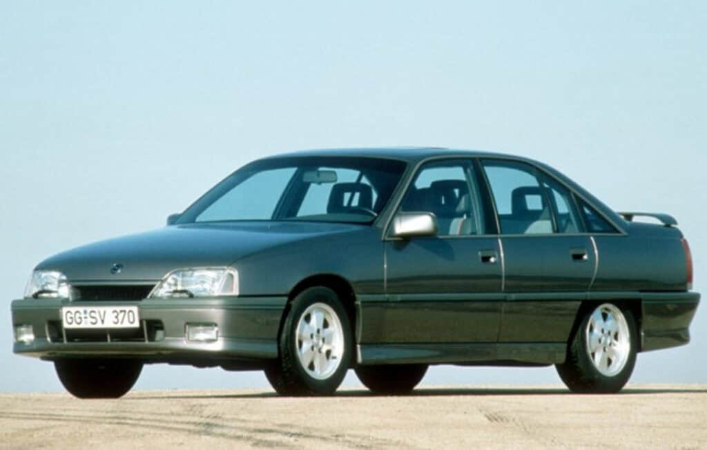 1987 - Opel Omega, une familiale complète, coty, car of the year, mondial de l'auto 2024