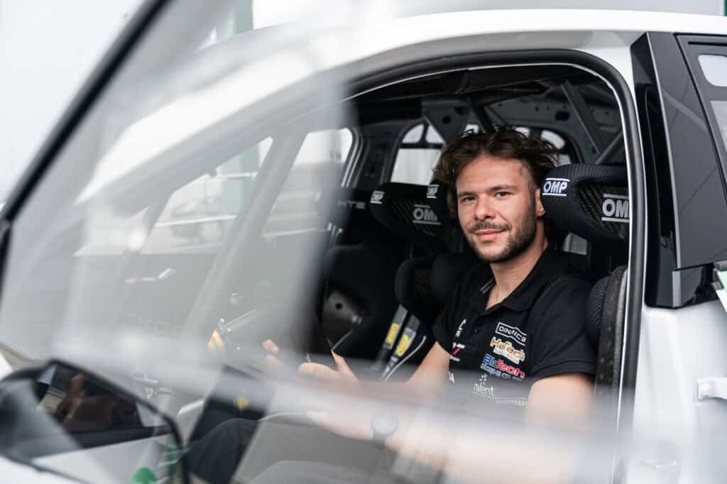 portrait du pilote Andrei Gîrtofan lors de la livraison de la 100ème Skoda Fabia RS Rally2, mondial de l'auto 2024