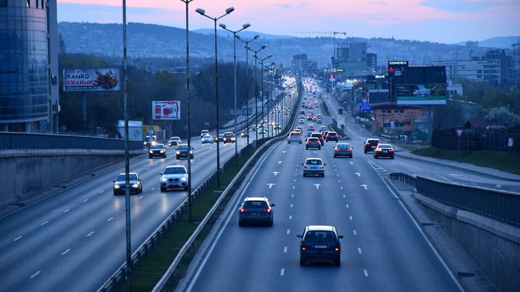 Autoroute de nuit - peage a flux libre - mondial de l'auto 2026