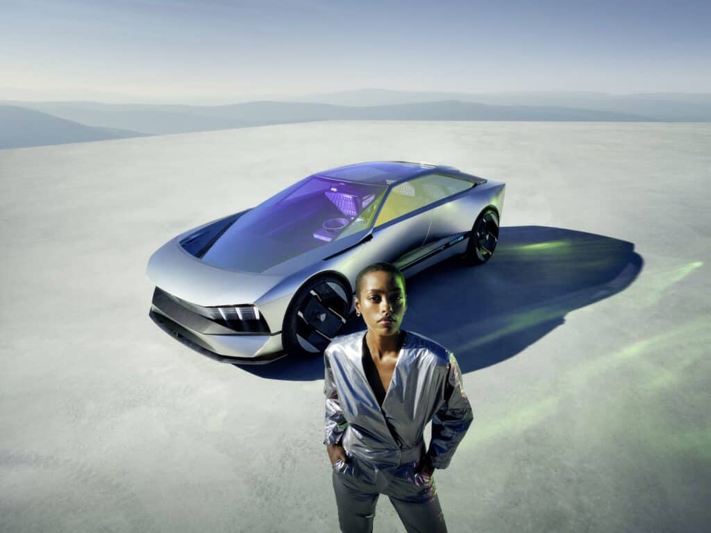 Peugeot - stellantis - photo do concept inception - mondial de l'auto 2024 - vue de 3/4 