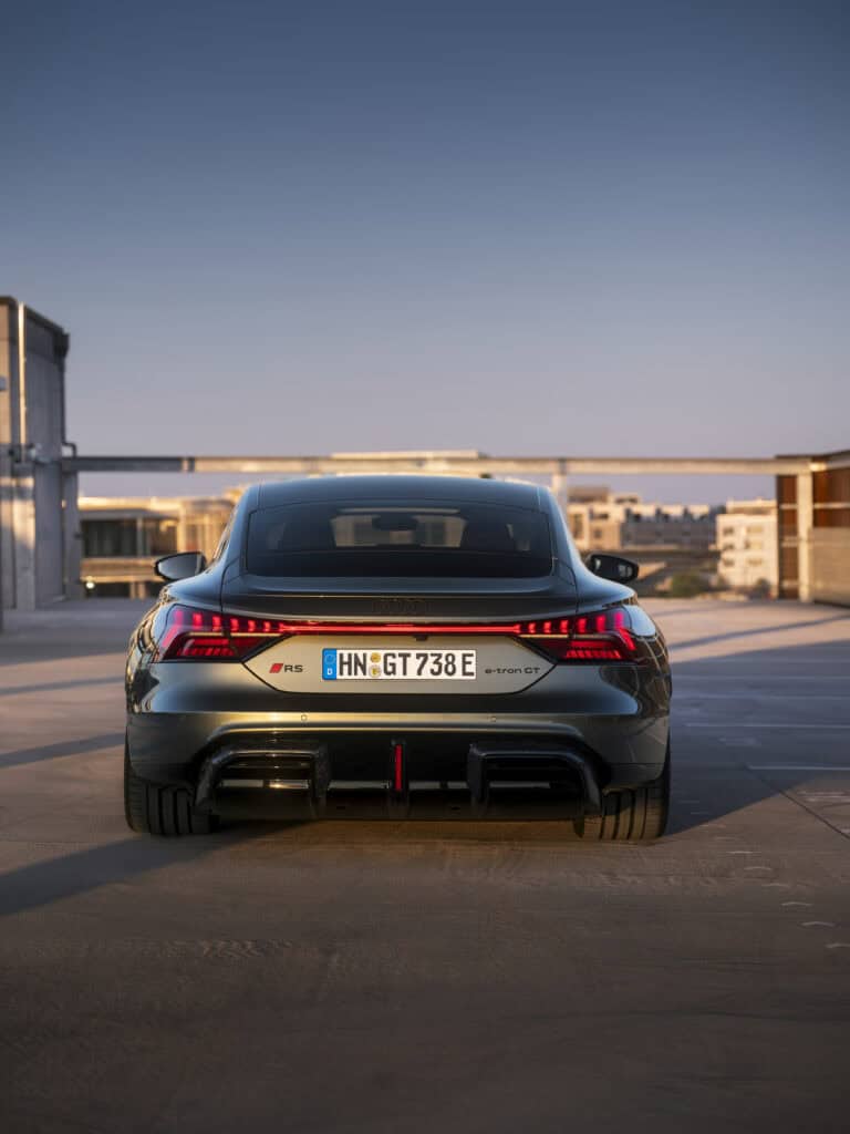 arrière Audi rs e-tron gt performance - mondial de l'auto 2024