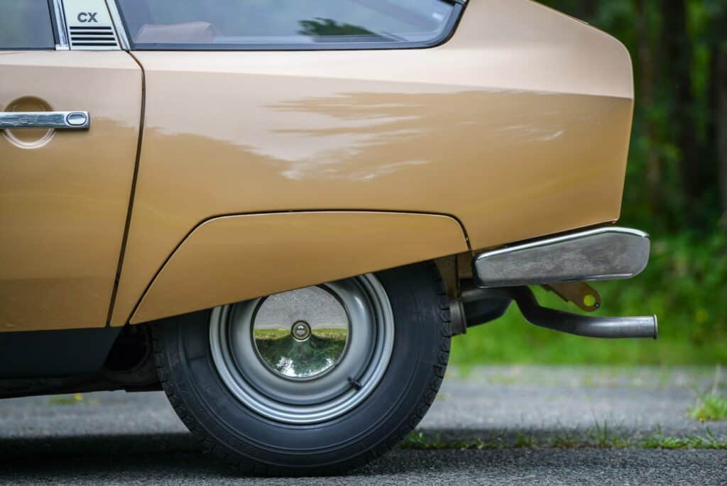 citroen - photo zoom du passage de roue de la voiture - mondial de l'auto 2024