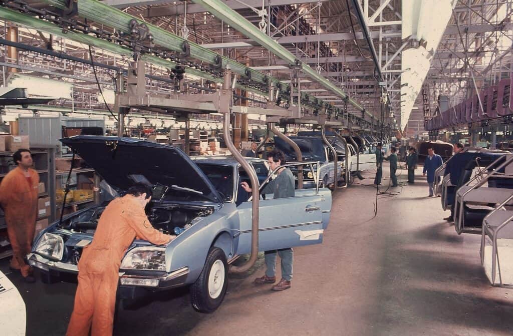 usine de production citroen peugeot - aulnay sous bois - mondial de l'auto 2024