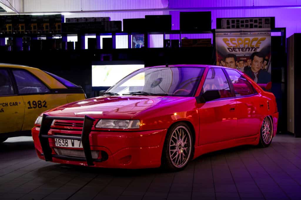 citroen xantia - serie camera café - mondial de l'auto 2024 - expo pop culture