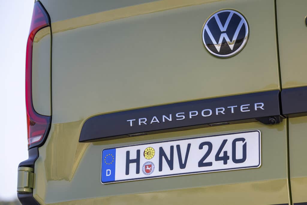 Volkswagen utilitaires 2024 - transporter - mondial de l'auto 2024