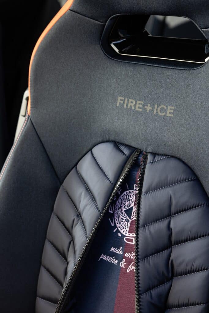 volkswagen - nouvelle ID.3 GTX FIRE+ICE - collaboration bogner - détails sieges avec fermetures - mondial de l'auto 2024