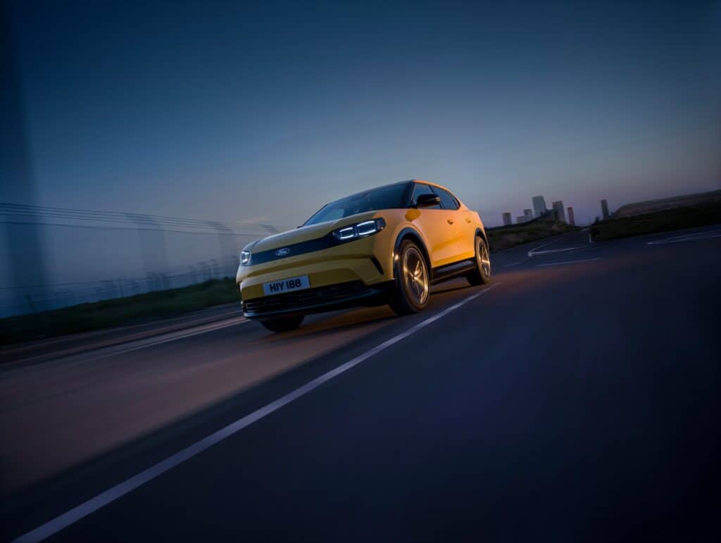 photo de la ford capri - vue de face - mondial de l'auto 2024