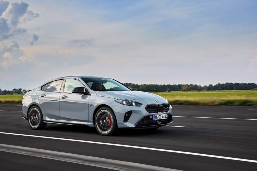 nouvelle bmw 2024 - photo de la voiture vue de face - mondial de l'auto 2026