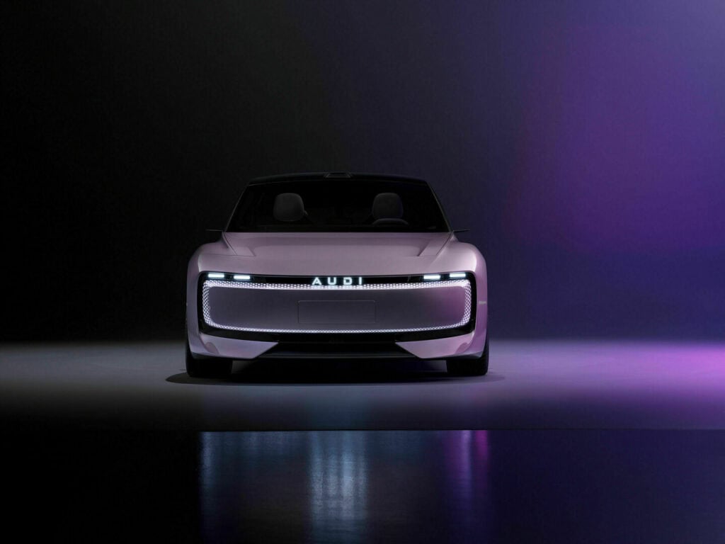 photo de la face avant de la audi e concept - mondial de l'auto 2026 