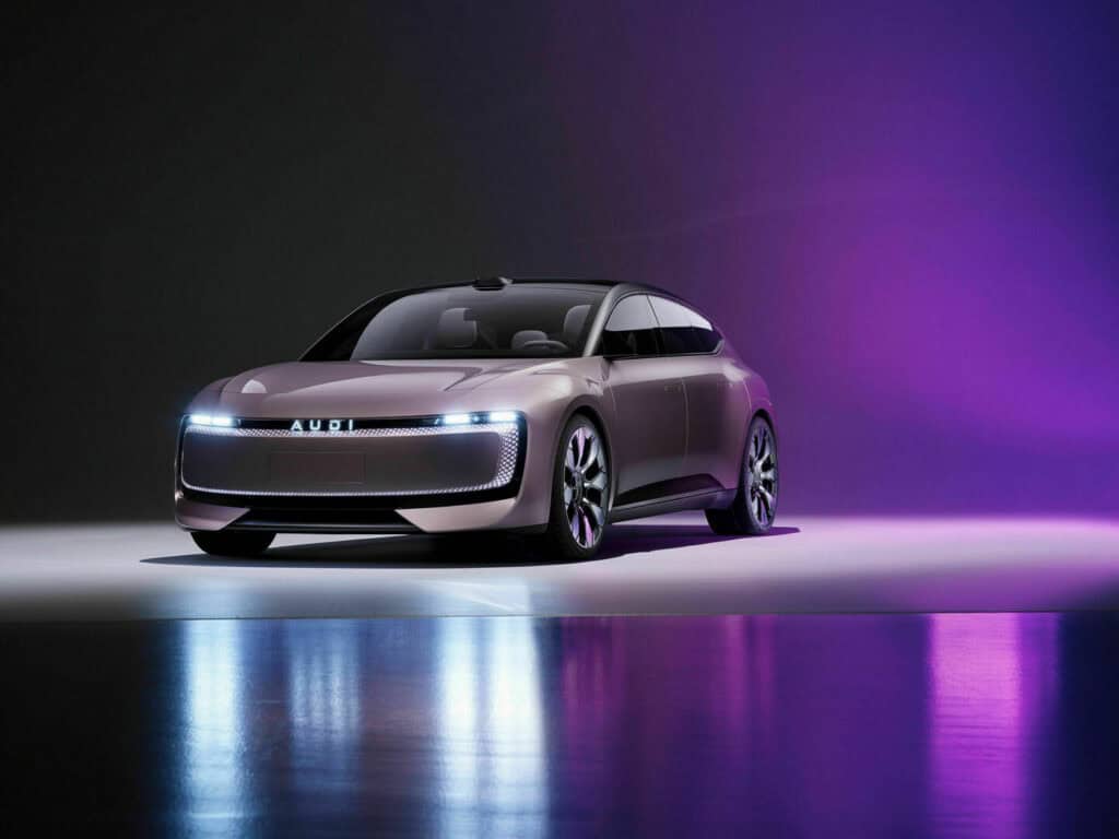 photo de la voiture vue de 3/4 face - plan statique - mondial de l'auto 2026 - AUDI E CONCEPT 