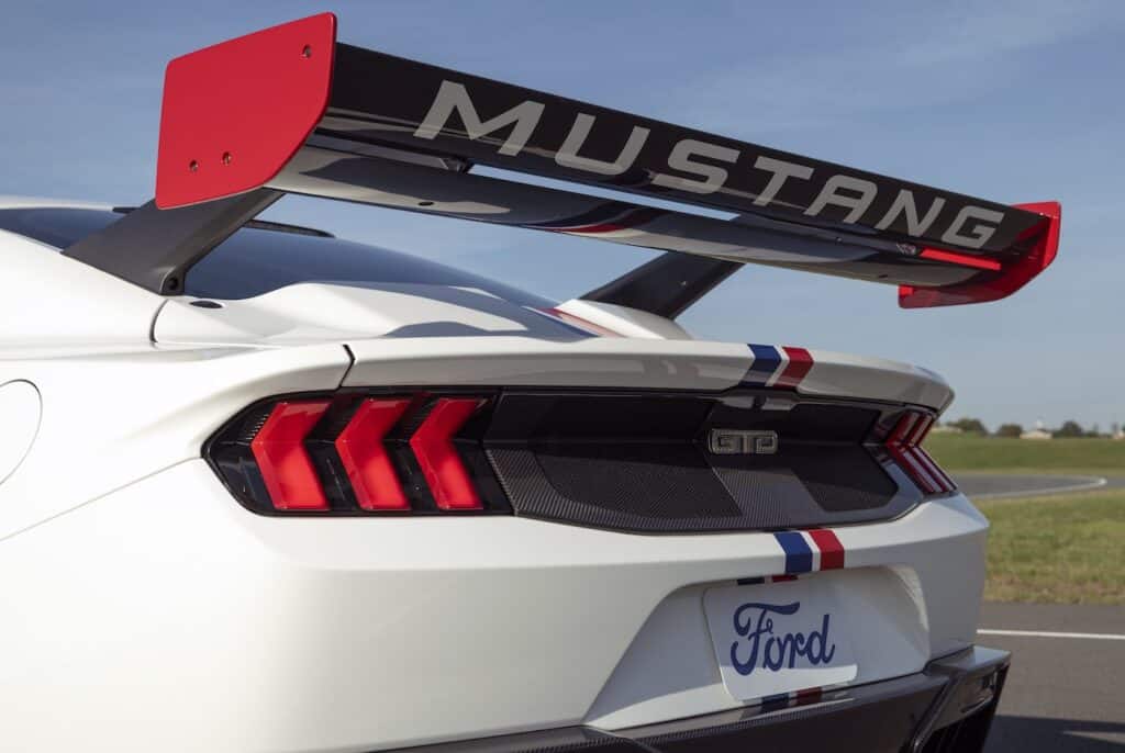 2025-ford-Mustang-GTD-Spirit-of-America-details-aileron-mondial-de-l-auto-2026