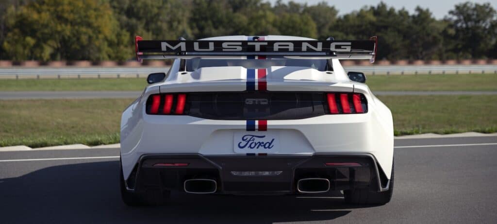 ford-Mustang GTD Spirit of America Celebrates American Ingenuity and Performance