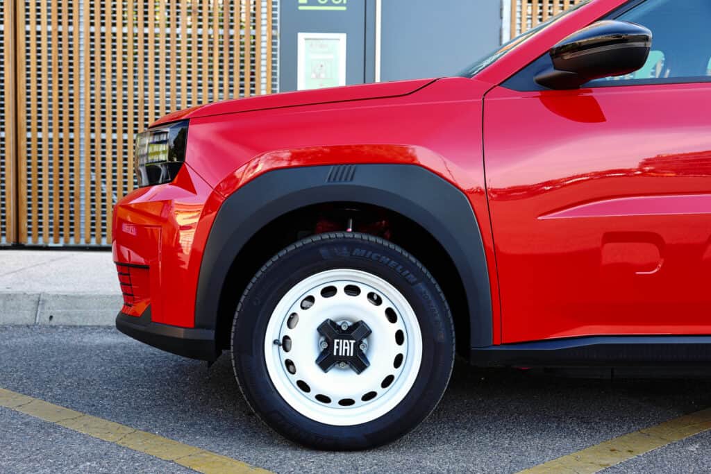 Essai, Fiat Grande Panda, 2025, Mondial de l'Auto, jantes tôle