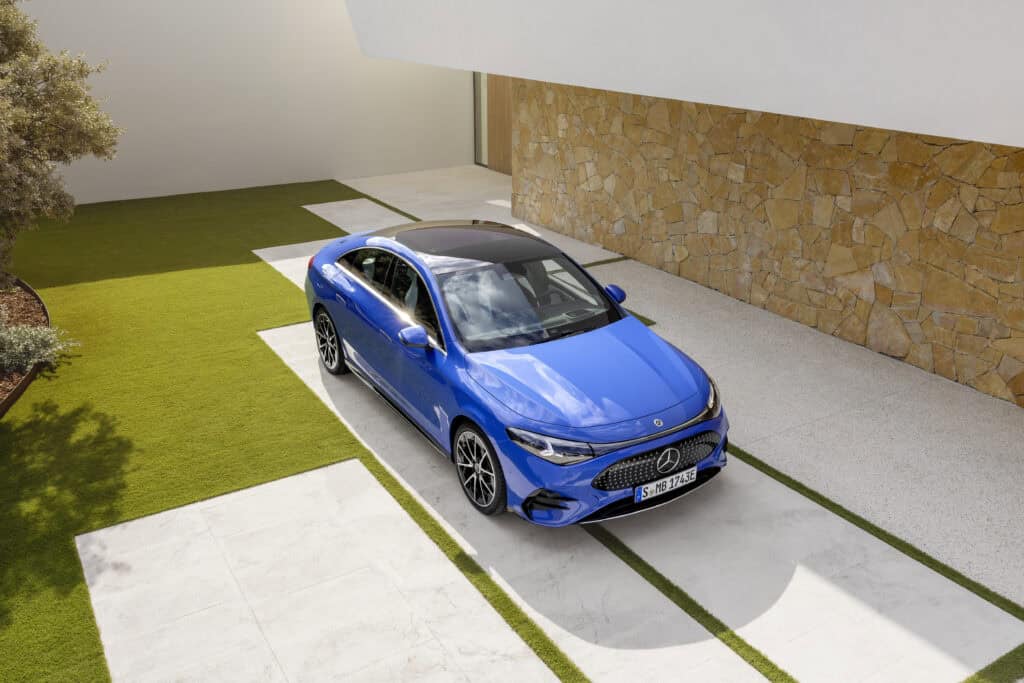 Mercedes benz 2025 nouvelle CLA - plan statique vue du dessus - mondial de l'auto 2026