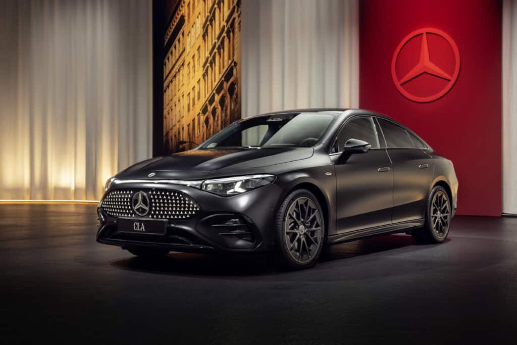 mercedes CLA - photo de la voiture vue de 3/4 face - mondial de l'auto 2026