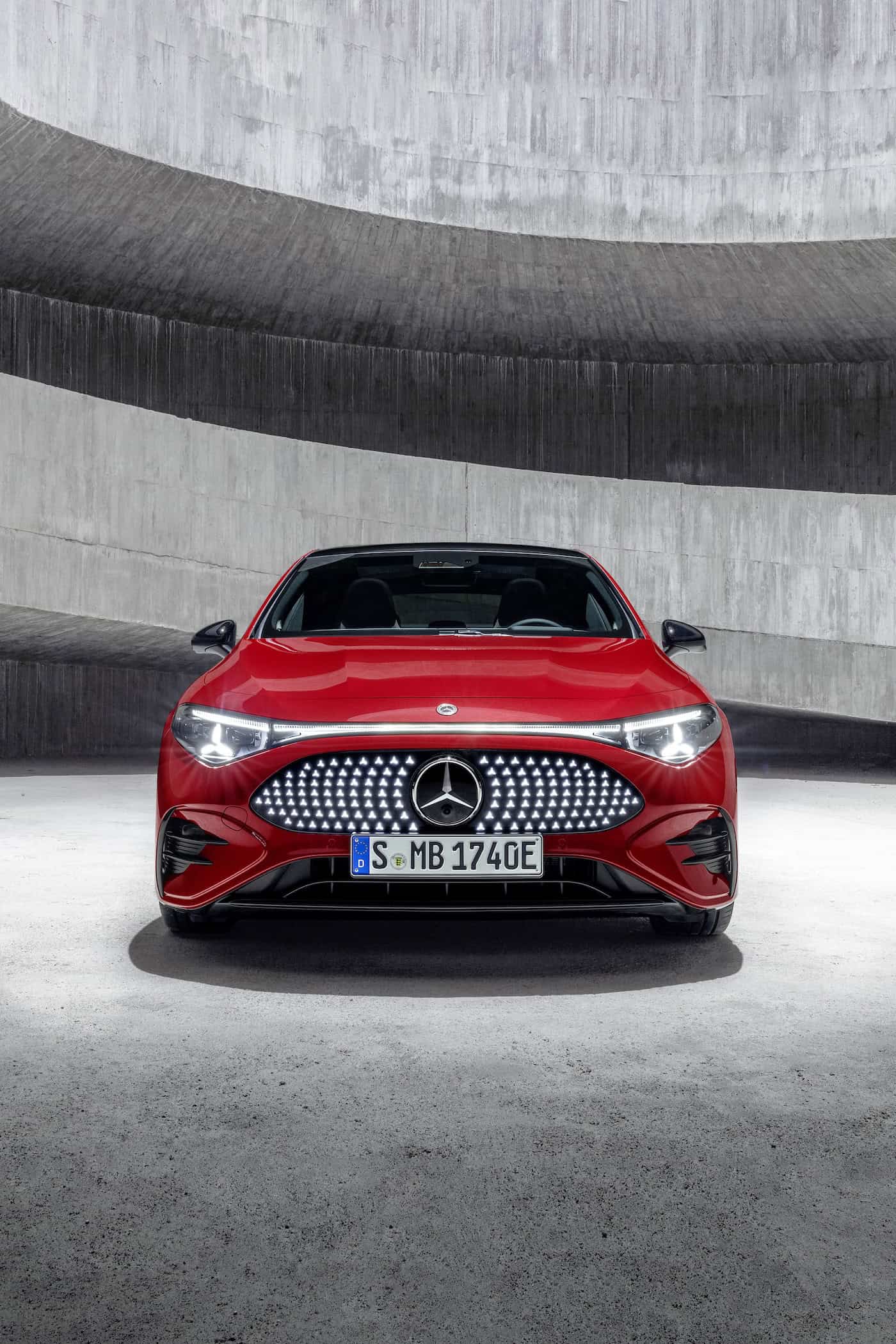 photo calandre Mercedes-Benz CLA 2025 - mondial de l'auto 2026