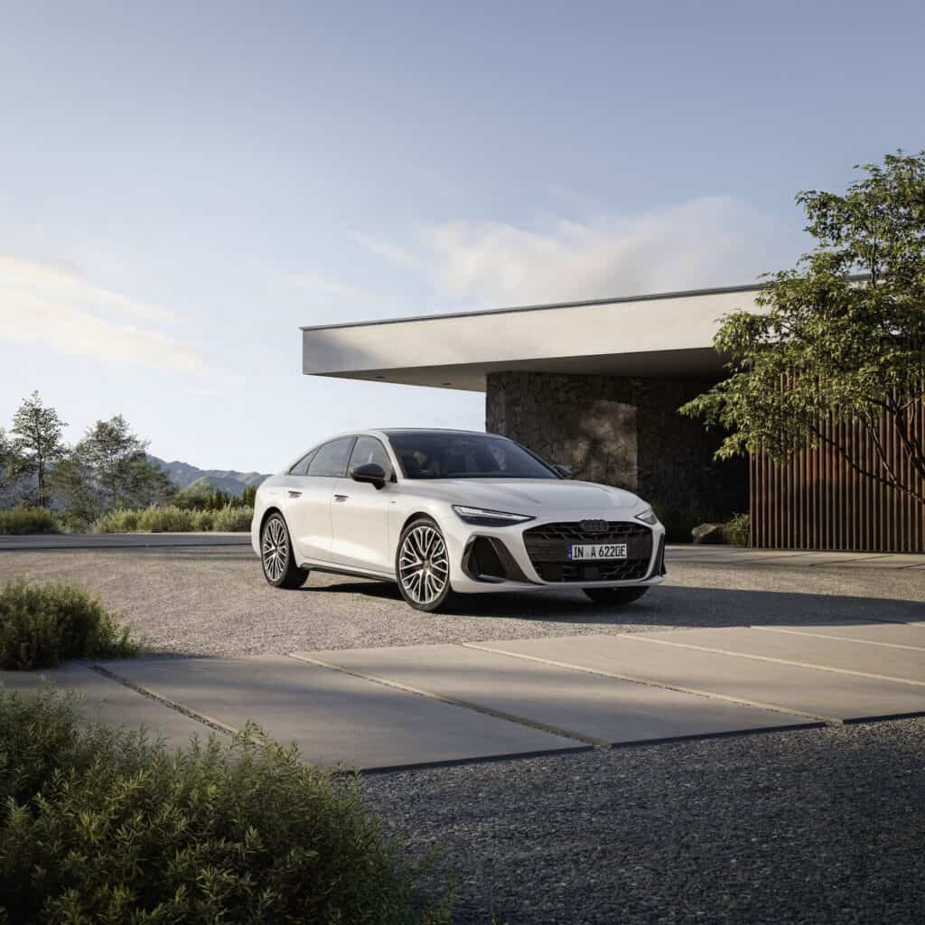 photo de l'audi a6 e-hybrid quattro berline vue de 3/4 face avant - mondial de l'auto 2026