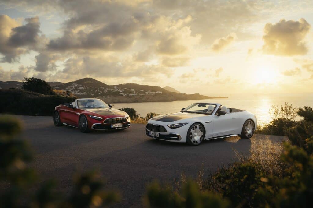 Mercedes-Maybach SL 680 blanche et rouge