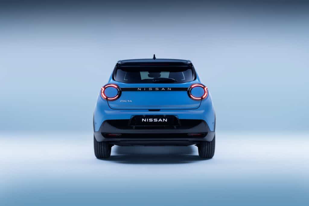 Nissan Micra en studio, vue face arrière