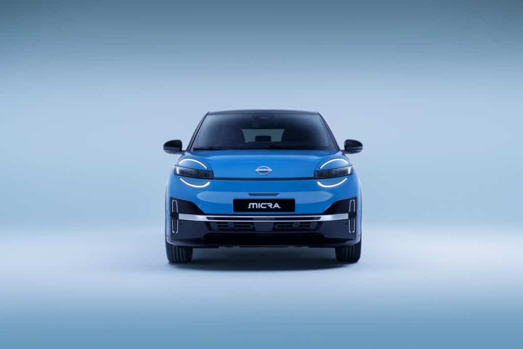 Nissan Micra en studio, vue face avant