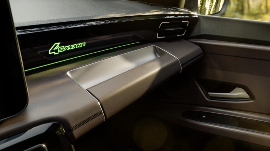 photo du tableau de bord de la voiture - renault 2025 nouveautés - mondial de l'auto 2026