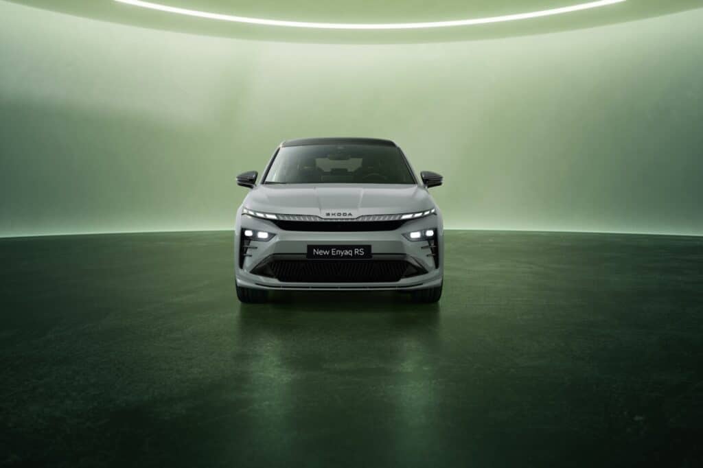 face avant de la voiture skoda enyaq RS coupé - mondial de l auto 2026