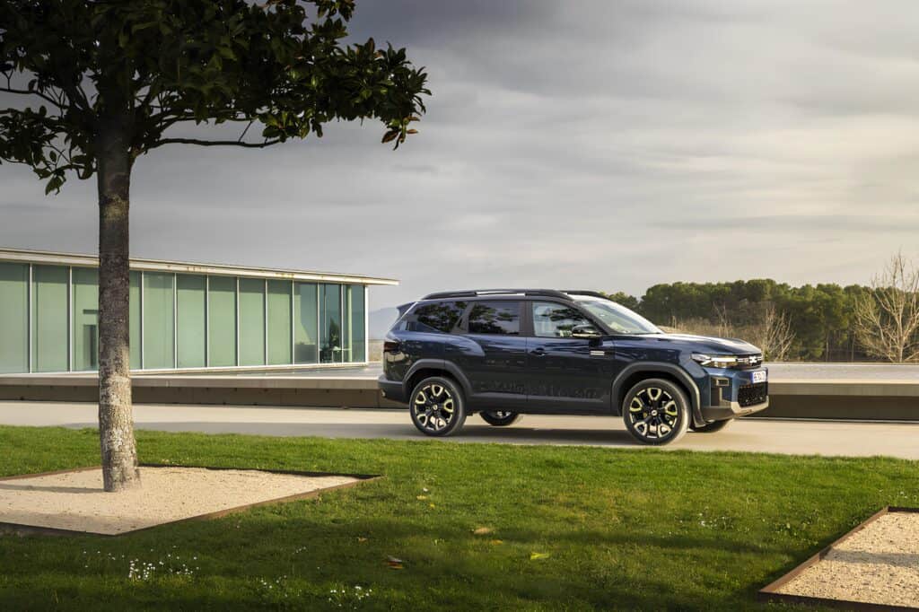 Mondial de l'Auto, Dacia Bigster, vue profil