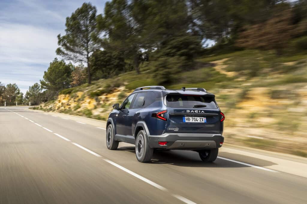 Mondial de l'Auto, Dacia Bigster, vue route face arrière