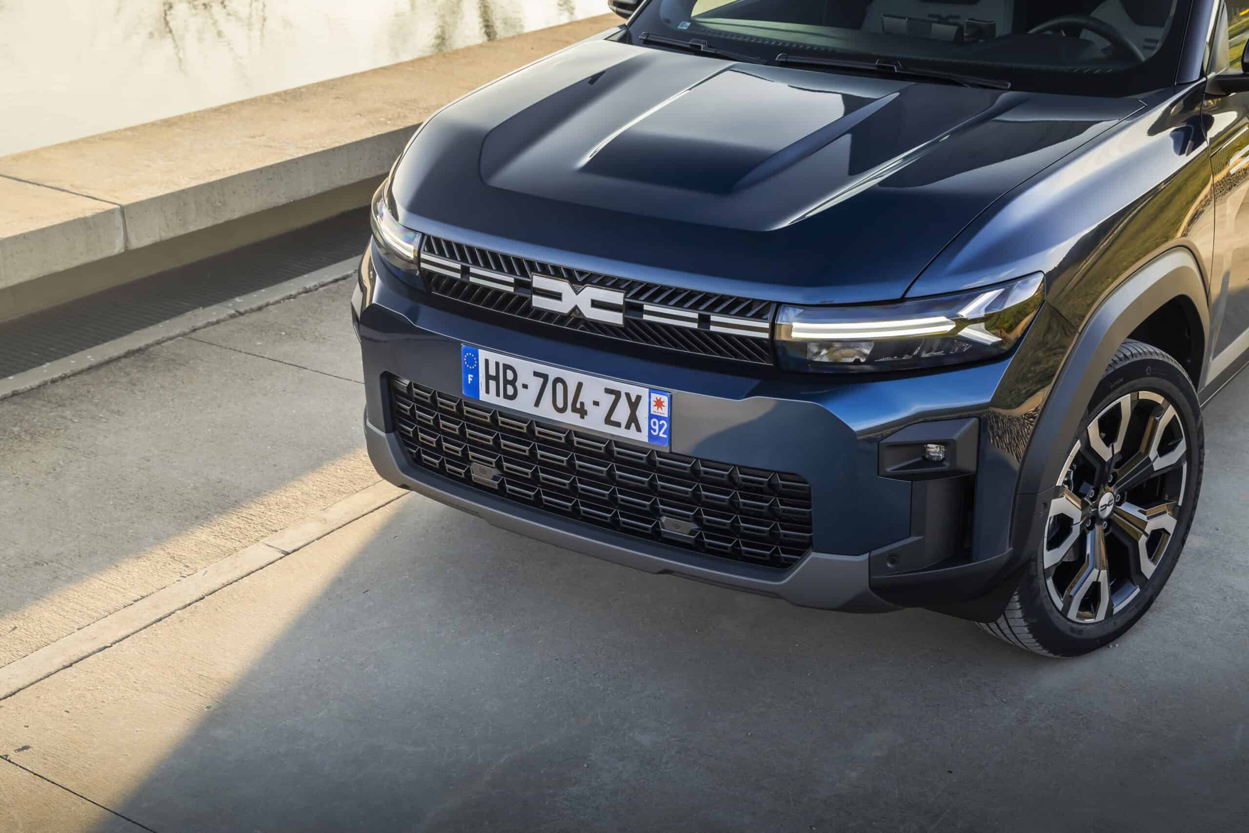 Mondial de l'Auto, Dacia Bigster, vue face avant